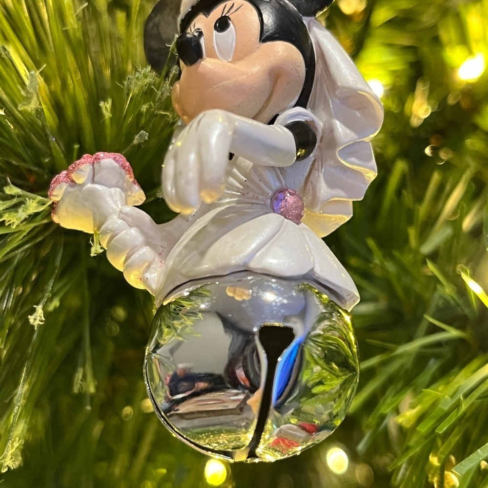 Disney Parks Bride and Groom Mickey and Minnie Wedding Bell Ornament Set - Picture 6 of 9